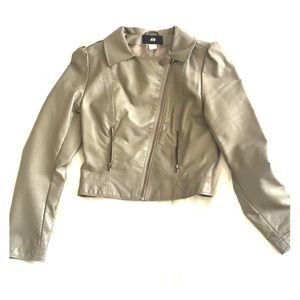 H&M gray faux leather jacket - size 8
